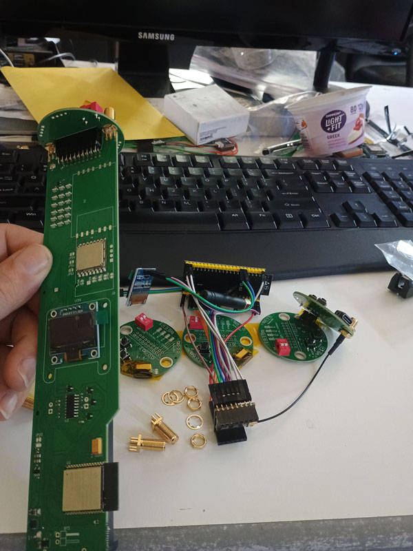 Circuit board parts to Trek radio